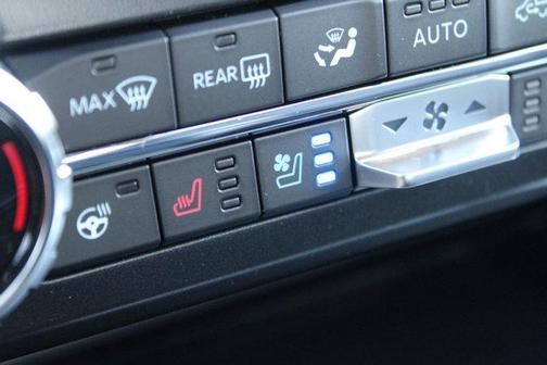 Carbonized Gray Metallic 2026 Ford F-350 Lariat Super Duty