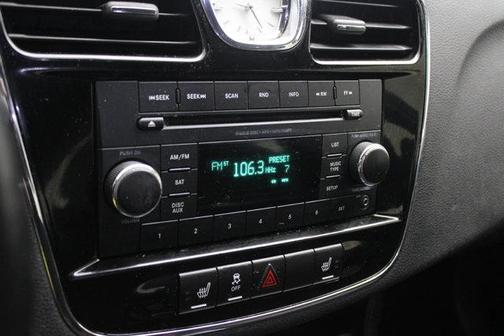 2012 Chrysler 200 Touring