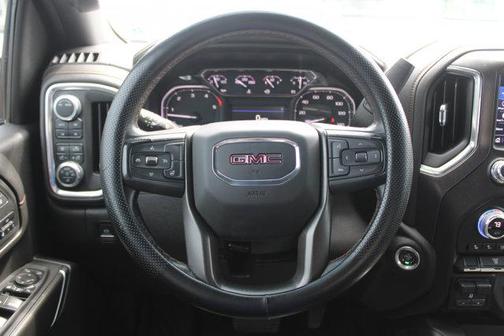 Summit White 2022 GMC Sierra 2500 AT4