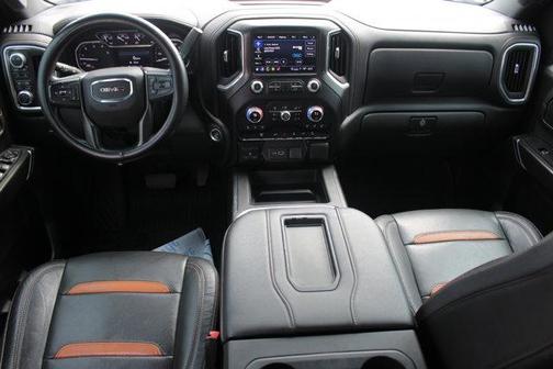 Summit White 2022 GMC Sierra 2500 AT4