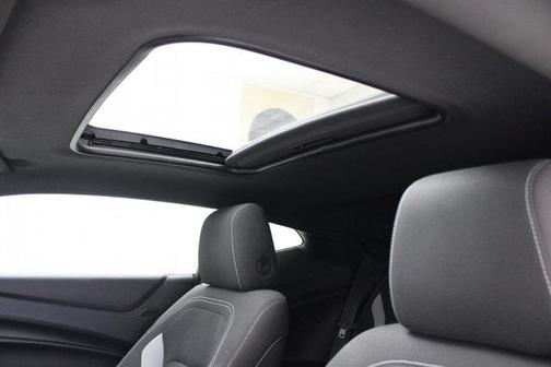 2022 Chevrolet Camaro 1LT