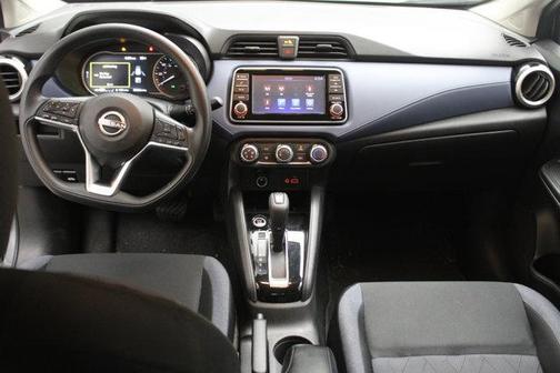 2023 Nissan Versa 1.6 SV
