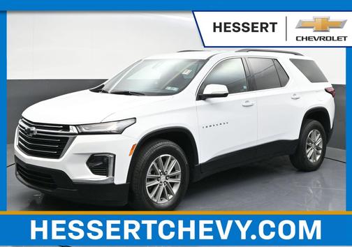 Summit White 2023 Chevrolet Traverse LT Cloth