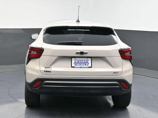 White Sands 2026 Chevrolet Trax FWD 1RS