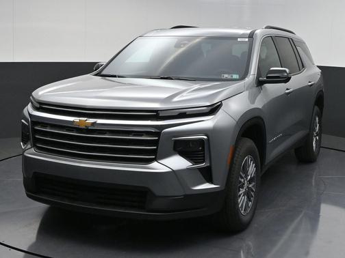 Sterling Gray Metallic 2026 Chevrolet Traverse LT