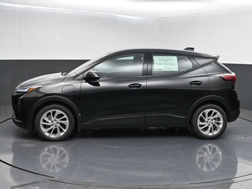 Mosaic Black Metallic 2027 Chevrolet Bolt LT