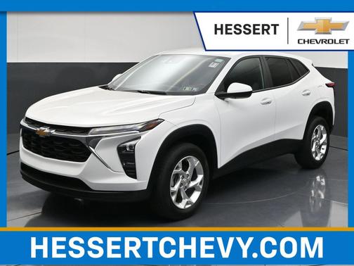 Summit White 2024 Chevrolet Trax LS