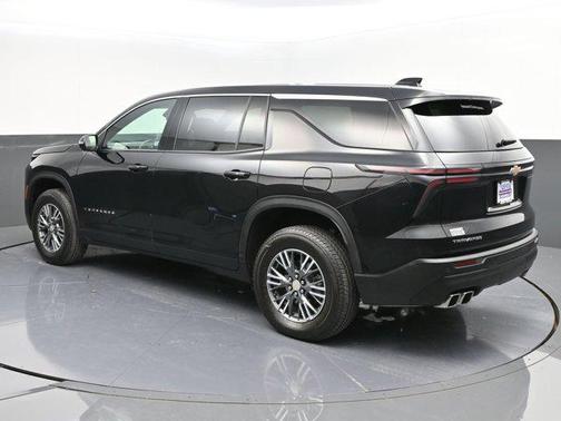 2024 Chevrolet Traverse LS