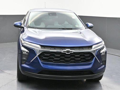 Blue Glow Metallic 2024 Chevrolet Trax LS