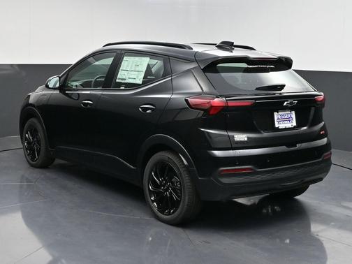 Mosaic Black Metallic 2027 Chevrolet Bolt RS FWD