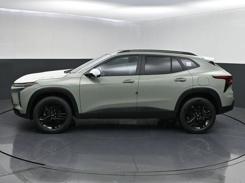 Cacti Green 2026 Chevrolet Trax FWD ACTIV