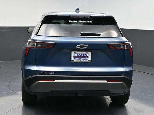 Lakeshore Blue Metallic 2026 Chevrolet Equinox 1LT
