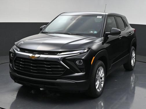 Mosaic Black Metallic 2026 Chevrolet Trailblazer LS