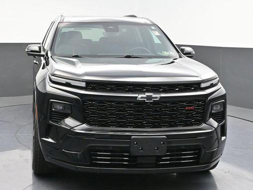 Mosaic Black Metallic 2024 Chevrolet Traverse RS