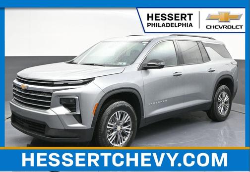 Sterling Gray Metallic 2026 Chevrolet Traverse LT