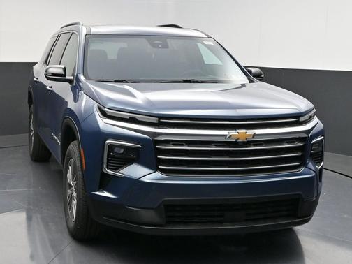 Lakeshore Blue Metallic 2026 Chevrolet Traverse LT
