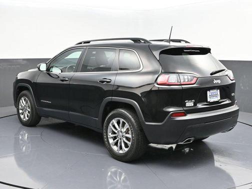 2022 Jeep Cherokee Latitude Lux