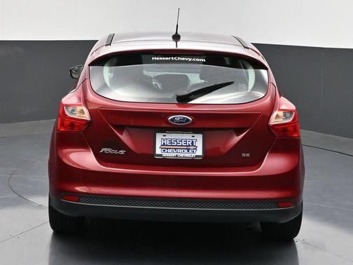 Ruby Red 2014 Ford Focus SE