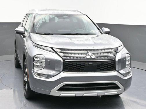Gray 2022 Mitsubishi Outlander SEL 2.5 S-AWC