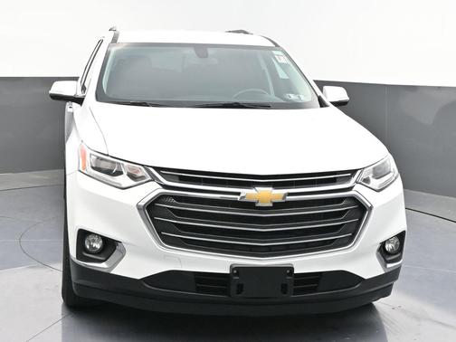Summit White 2020 Chevrolet Traverse LT Cloth