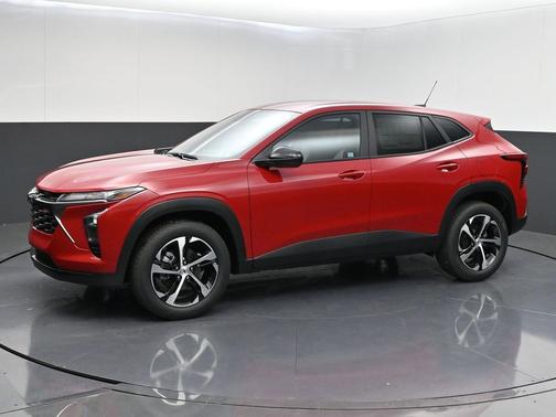 Apex Red 2026 Chevrolet Trax FWD 1RS