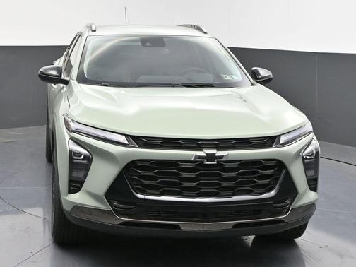 Cacti Green 2026 Chevrolet Trax FWD ACTIV