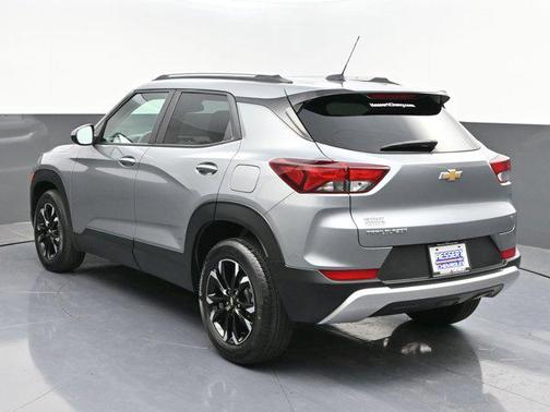 Sterling Gray Metallic 2023 Chevrolet Trailblazer LT