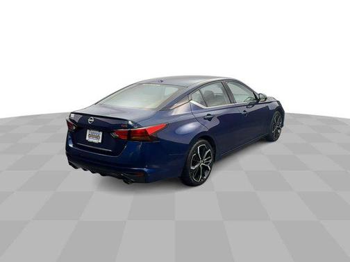 2023 Nissan Altima SR FWD