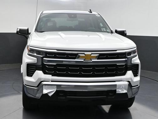 Summit White 2026 Chevrolet Silverado 1500 LT