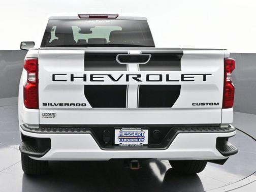 2023 Chevrolet Silverado 1500 Custom