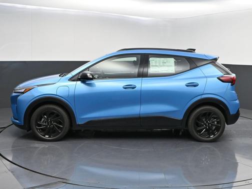 Marina Blue Metallic 2027 Chevrolet Bolt RS FWD