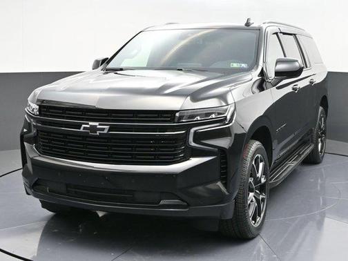 2023 Chevrolet Suburban RST