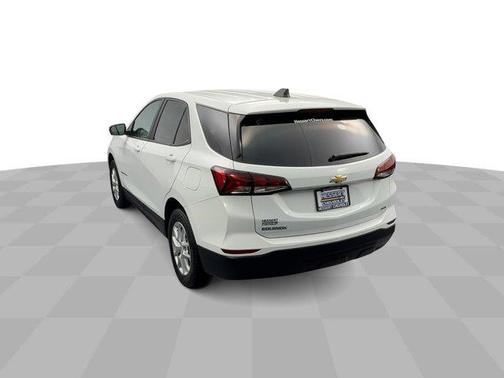 Summit White 2022 Chevrolet Equinox LS