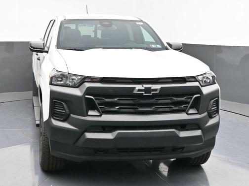 Summit White 2026 Chevrolet Colorado WT