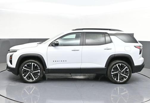 Polar White Tricoat 2026 Chevrolet Equinox AWD RS