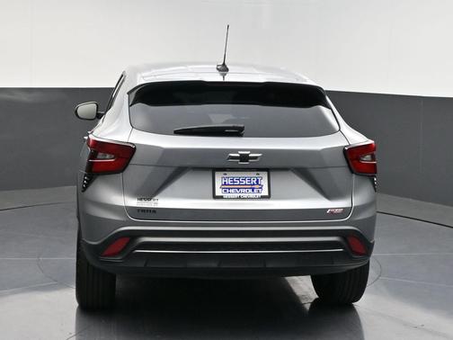 Sterling Gray Metallic 2024 Chevrolet Trax FWD 1RS