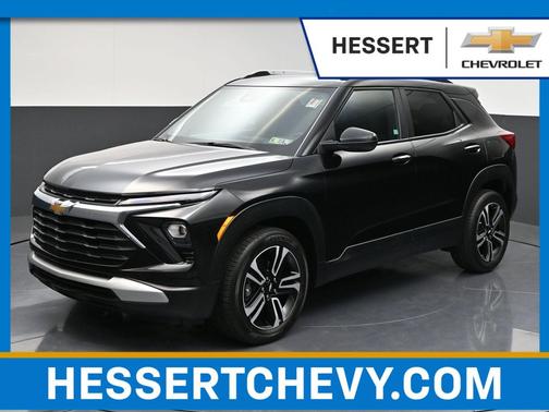 Mosaic Black Metallic 2025 Chevrolet Trailblazer LT