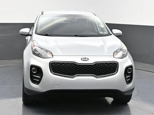 Sparkling Silver 2019 Kia Sportage LX