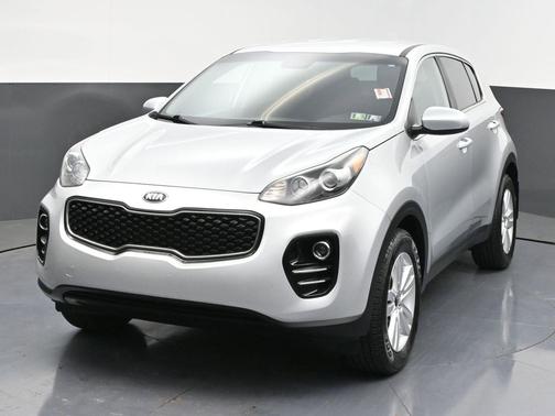 Sparkling Silver 2019 Kia Sportage LX
