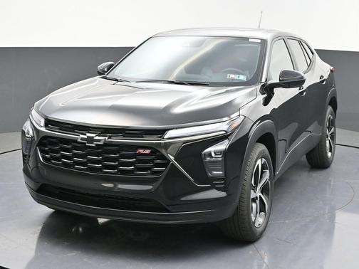 Mosaic Black Metallic 2026 Chevrolet Trax FWD 1RS