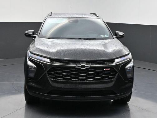 Mosaic Black Metallic 2026 Chevrolet Trax FWD 2RS