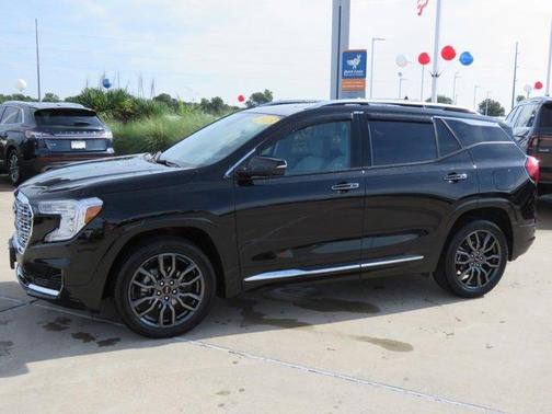 2023 GMC Terrain Denali