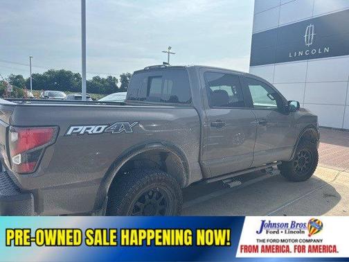 2022 Nissan Titan PRO-4X
