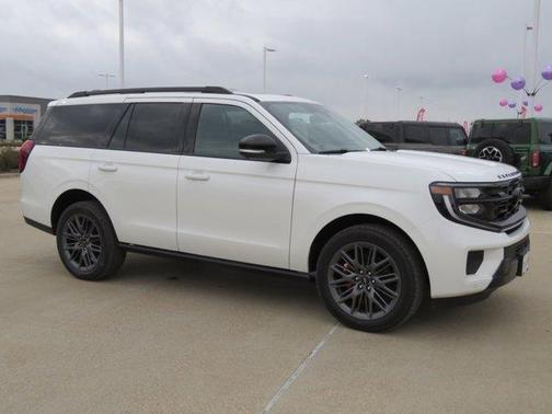 2025 Ford Expedition Platinum