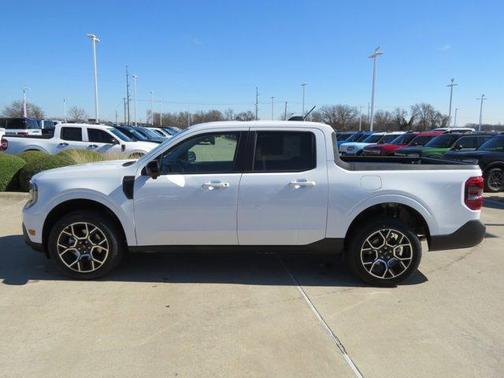 Oxford White 2026 Ford Maverick Lariat
