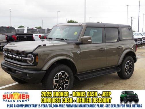 2025 Ford Bronco Outer Banks
