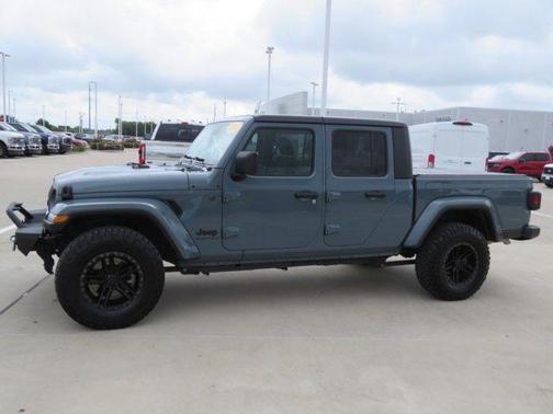 2024 Jeep Gladiator Sport