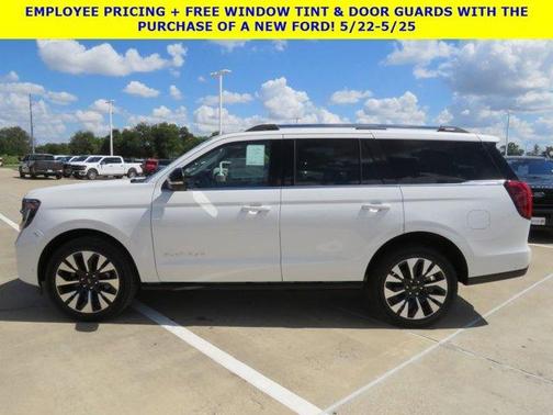 Star White 2025 Ford Expedition Platinum