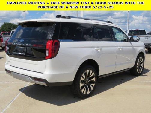 Star White 2025 Ford Expedition Platinum