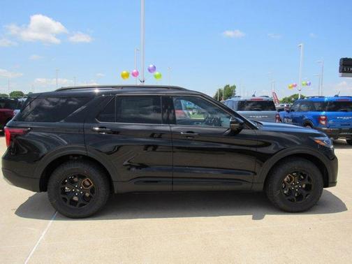 Agate Black Metallic 2026 Ford Explorer Tremor